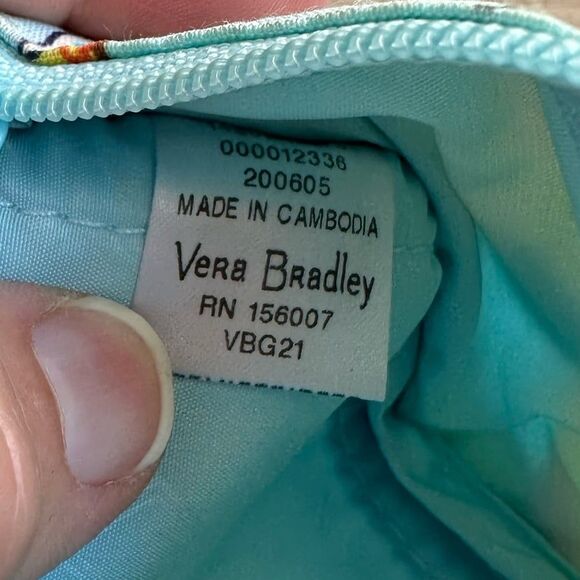 Vera Bradley Zip ID Holder with Wide Lanyard - Lemon Grove Pattern - Picture 8 of 8